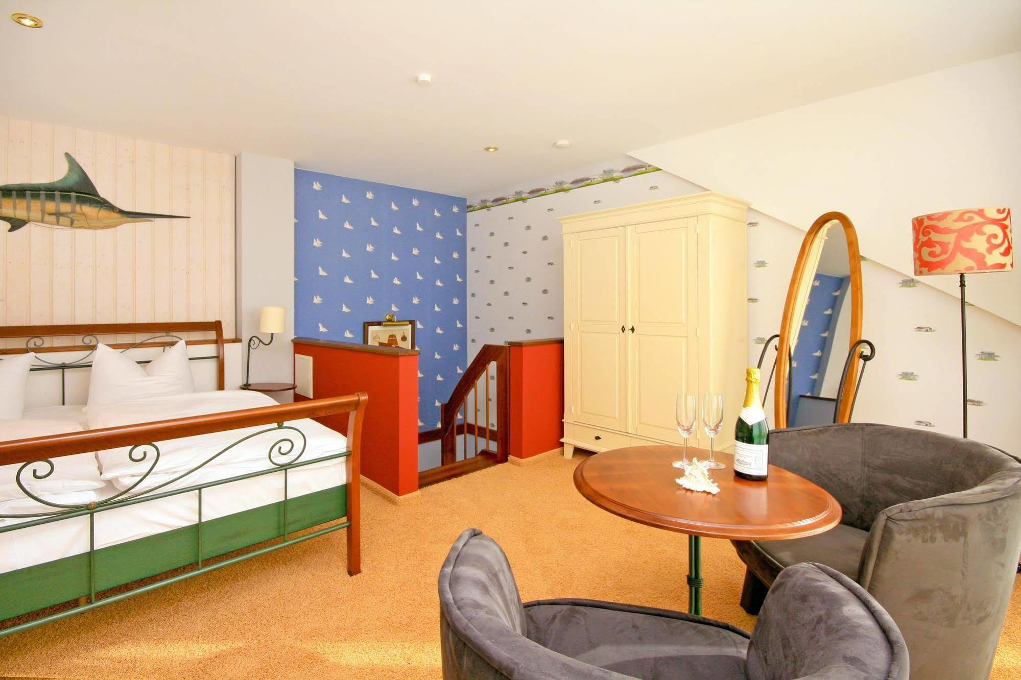 Hotel Nautilus Putbus Extérieur photo