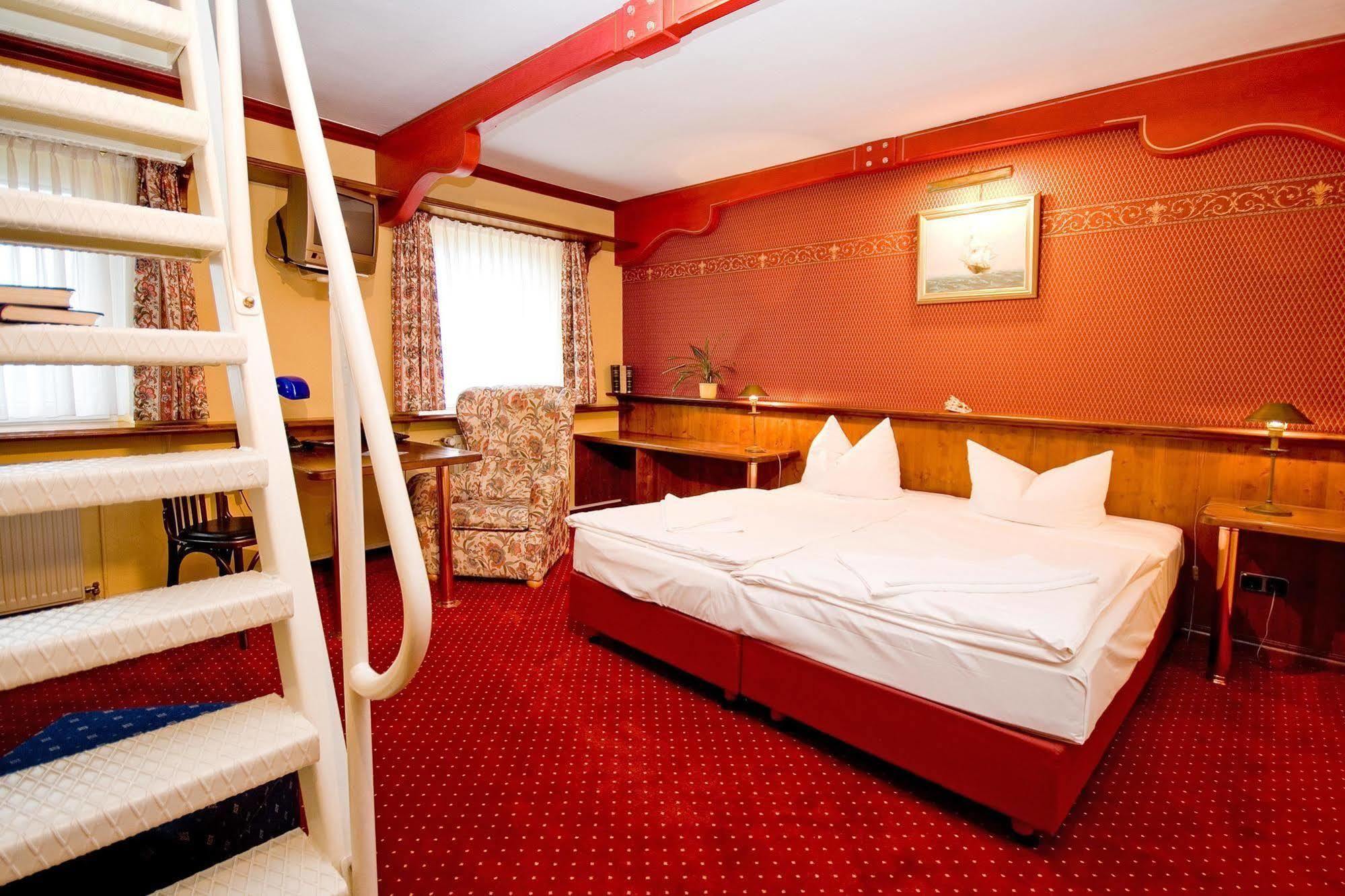 Hotel Nautilus Putbus Extérieur photo